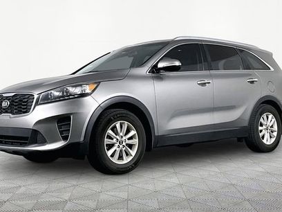 Used 2019 Kia Sorento FWD w/ LX Convenience Package