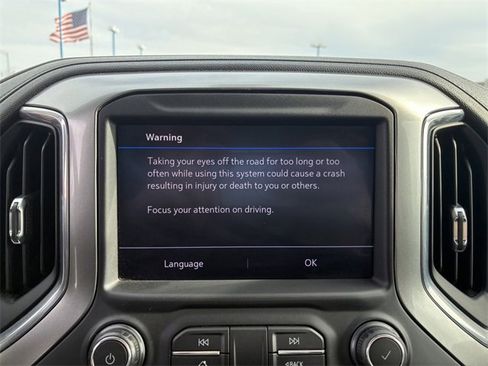 Used 2021 Chevrolet Silverado 1500 LT image 27