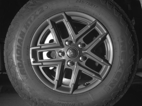 Used 2025 Jeep Wrangler Sport S image 13