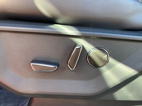 New 2025 Ford F150 Lariat w/ Equipment Group 502A High image 14