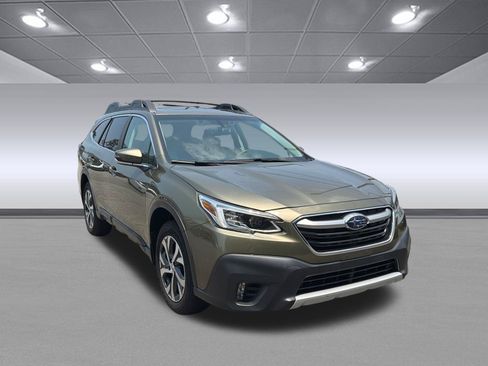 Used 2020 Subaru Outback Limited w/ Popular Package #2 AWD/4WD image 5