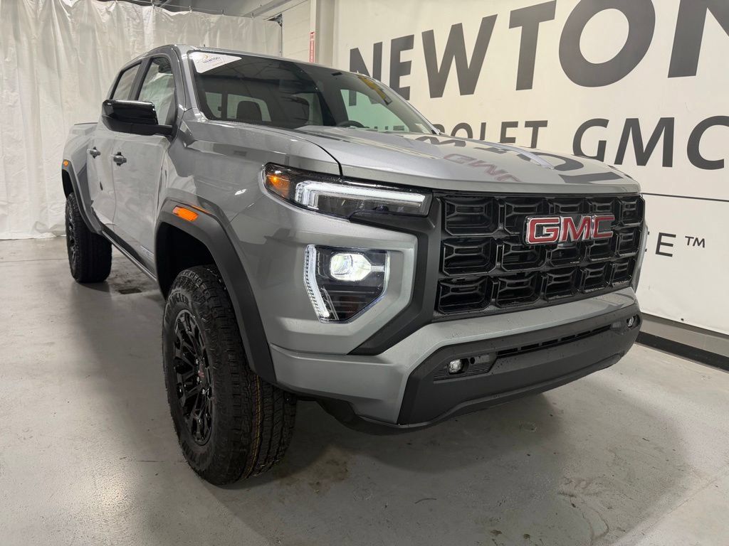 New 2026 GMC Canyon Elevation w/ Convenience Package RWD image 35