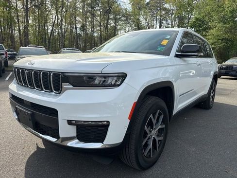 Used 2023 Jeep Grand Cherokee L Limited w/ Luxury Tech Group II image 1