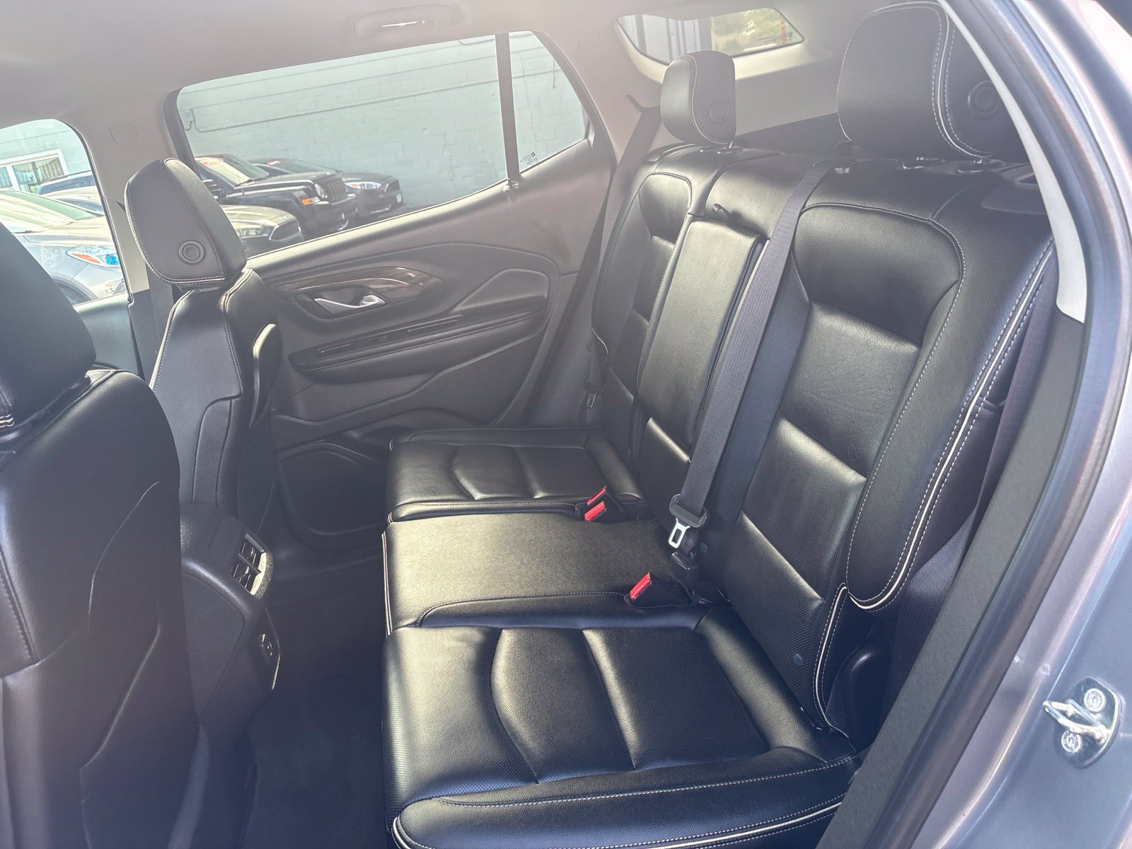 Used 2019 GMC Terrain Denali w/ Driver Alert Package II FWD image 12