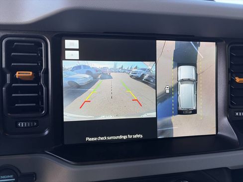 Used 2021 Ford Bronco Badlands image 34