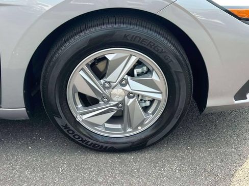 Certified 2026 Hyundai Elantra SE w/ Cargo Package FWD image 8