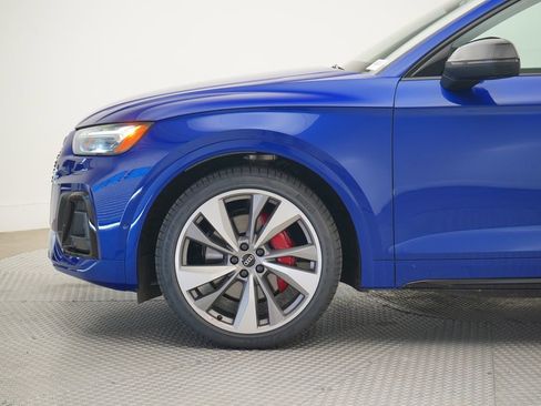 Used 2023 Audi SQ5 Prestige image 2