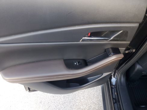 Used 2023 MAZDA CX-30 2.5 Turbo w/ Premium Package image 17