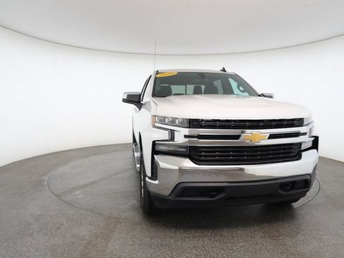 Used 2020 Chevrolet Silverado 1500 LT w/ All-Star Edition image 29