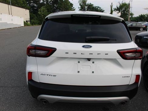 Used 2025 Ford Escape Active AWD/4WD image 6