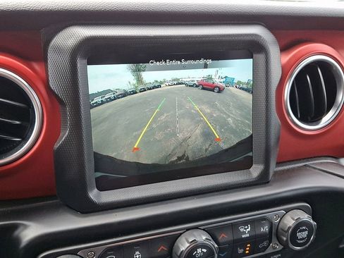 Used 2022 Jeep Wrangler Unlimited Rubicon w/ Steel Bumper Group AWD/4WD image 20