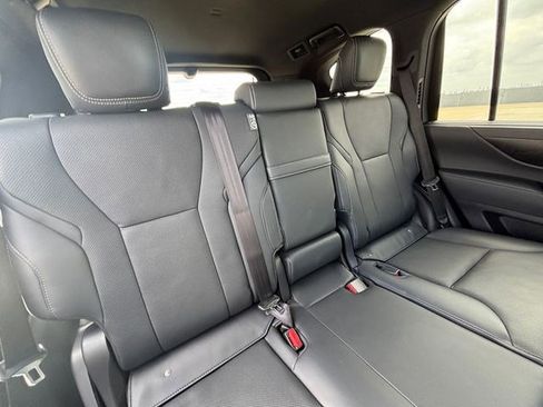 Used 2025 Lexus LX 700h Luxury w/ Appearance Package AWD/4WD image 20