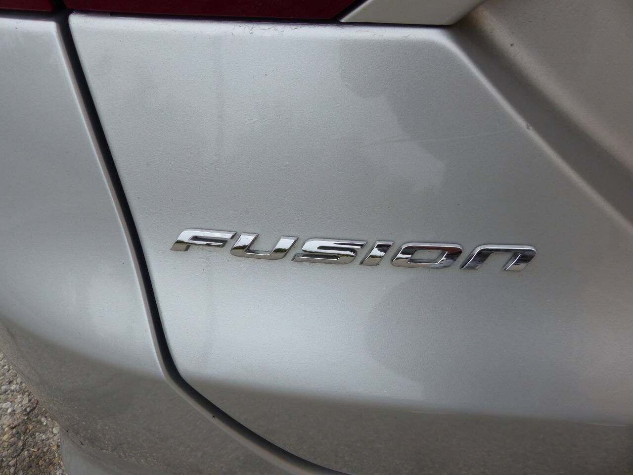 Used 2016 Ford Fusion Titanium FWD image 11
