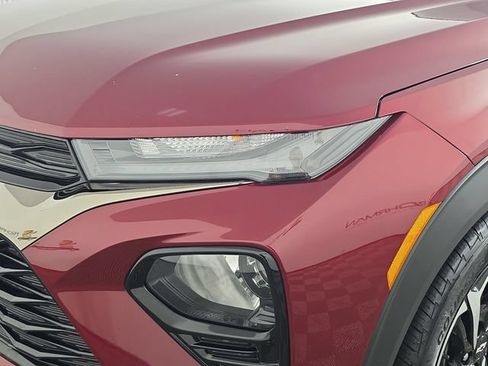 Used 2023 Chevrolet TrailBlazer RS FWD image 47