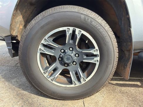 Used 2016 Toyota Tacoma SR5 image 6