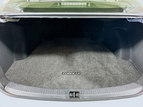 Used 2023 Toyota Corolla LE w/ Carpet Mat Package (TMS) image 26