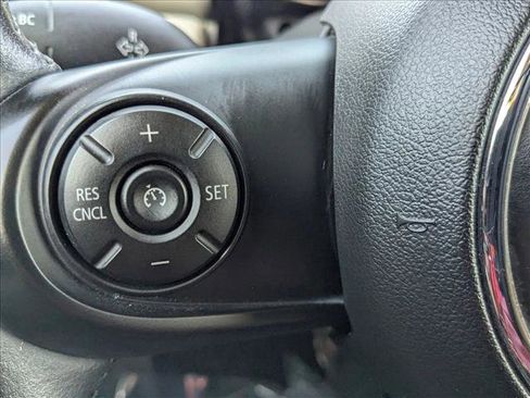 Used 2021 MINI Cooper SE w/ 6.5" Touchscreen Package image 15