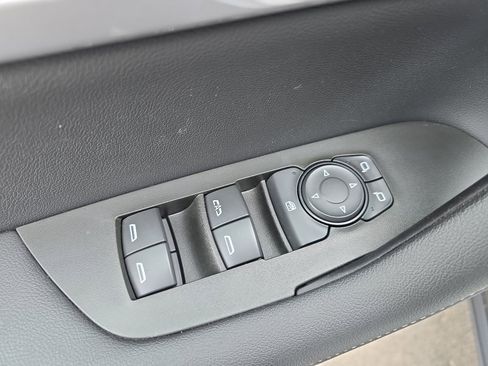 Certified 2025 Chevrolet Blazer LT AWD/4WD image 12
