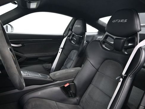 Certified 2019 Porsche 911 GT3 RS image 5