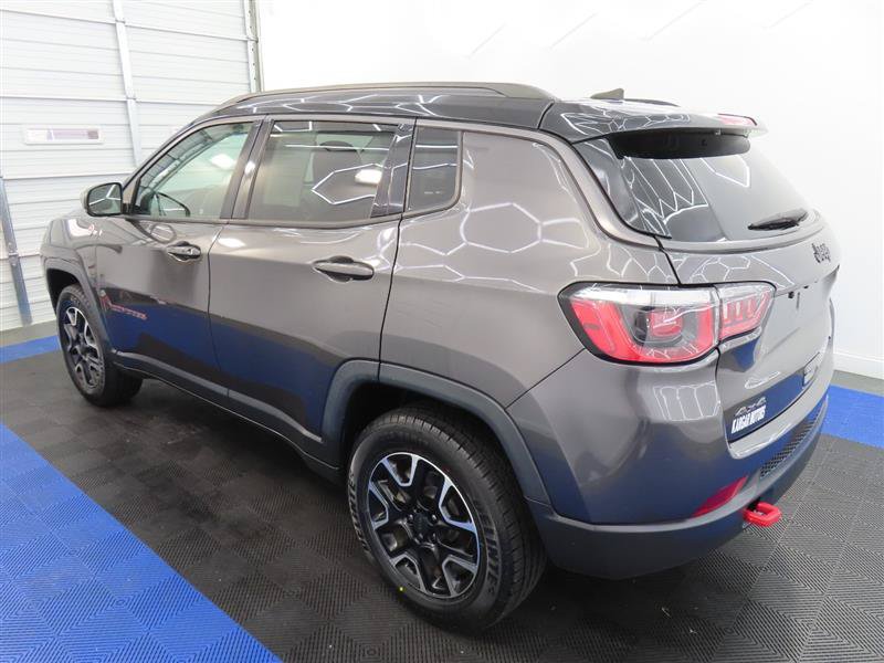 Used 2020 Jeep Compass Trailhawk AWD/4WD image 14