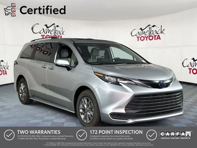 Used 2025 Toyota Sienna LE