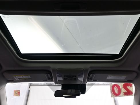 Used 2020 Toyota RAV4 XLE image 17