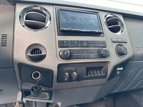 Used 2013 Ford F250 XLT image 17