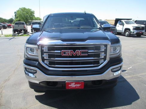Used 2018 GMC Sierra 1500 SLT w/ SLT Premium Package AWD/4WD image 11