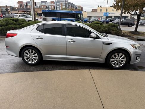 Used 2015 Kia Optima LX image 4