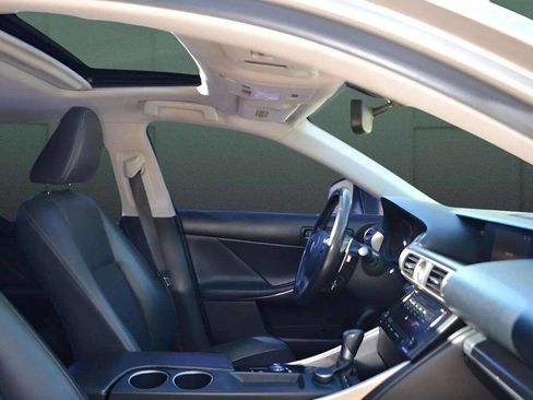 Used 2014 Lexus IS 250 image 27