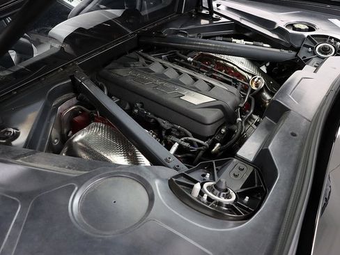 Used 2023 Chevrolet Corvette Stingray w/ Z51 Performance Package image 24