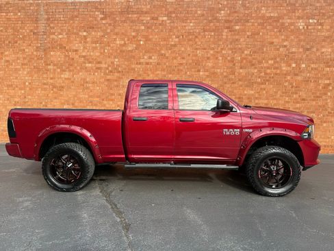 Used 2015 RAM 1500 Express image 12