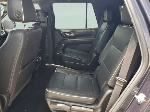 Used 2023 GMC Yukon SLT RWD image 10