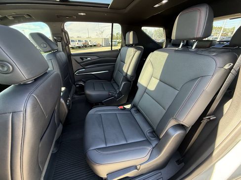 Used 2023 Chevrolet Tahoe Z71 w/ Luxury Package image 29