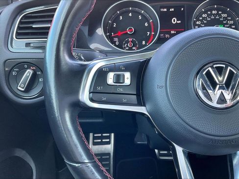Used 2017 Volkswagen GTI Sport image 11