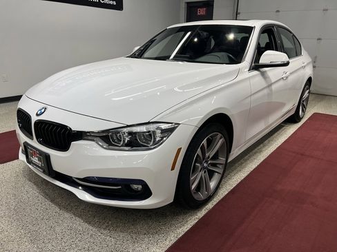 Used 2018 BMW 330i xDrive Sedan image 5