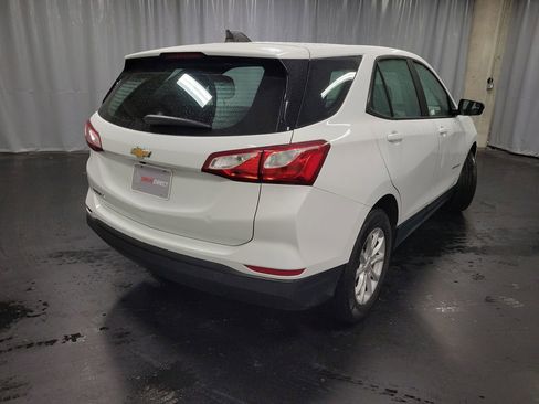 Used 2020 Chevrolet Equinox LS image 9