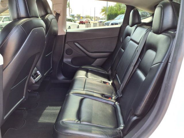 Used 2021 Tesla Model Y Long Range AWD/4WD image 11