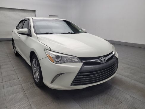 Used 2016 Toyota Camry XLE w/ Moonroof Package FWD image 13