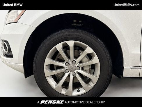 Used 2016 Audi Q5 2.0T Premium w/ Audi MMI Navigation Plus image 2