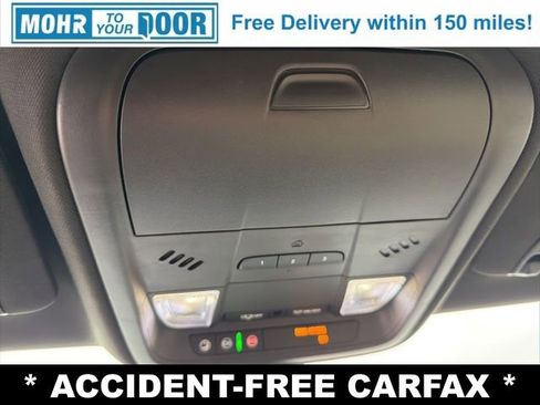 Used 2018 Cadillac XT5 Base image 28