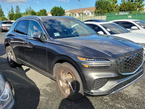 Certified 2026 Genesis GV70 2.5T Advanced image 3