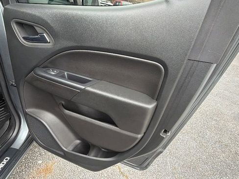 Certified 2022 Chevrolet Colorado LT w/ LT Convenience Package image 17