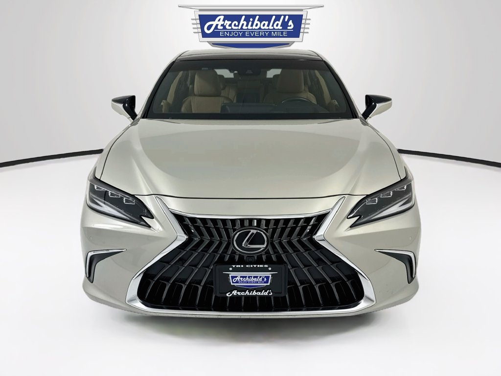 Used 2022 Lexus ES 350 Ultra Luxury FWD image 2