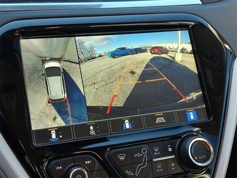 Certified 2020 Chevrolet Bolt Premier w/ Infotainment Package image 19