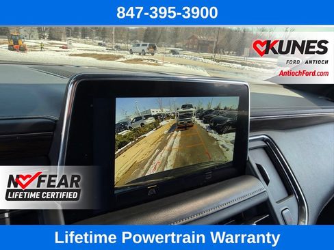 Used 2023 Chevrolet Suburban Premier AWD/4WD image 24