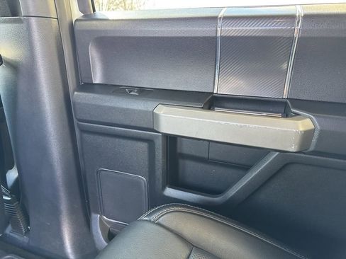 Used 2020 Ford F150 Lariat w/ Equipment Group 502A Luxury image 16