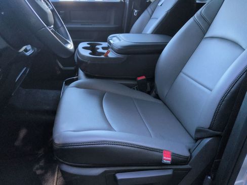 New 2026 RAM 2500 Tradesman AWD/4WD image 16