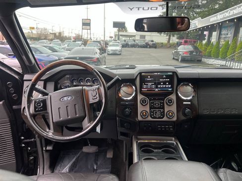 Used 2014 Ford F250 Platinum AWD/4WD image 29