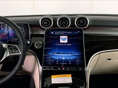 New 2025 Mercedes-Benz GLC 300 GLC 300 image 9